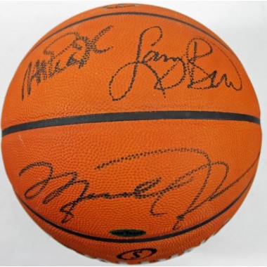 Balon Autografiado por Michael Jordan Larry Bird y Magic Johnson UDA